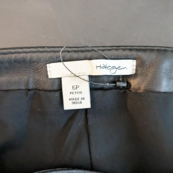 Halogen Faux leather and fabric pencil skirt EUC - Picture 6 of 6